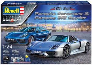 Revell 05681 Porsche Panamera and 918 Spyder 1/24