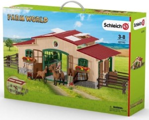 Schleich 42195 Stajnia z końmi i akcesoriami