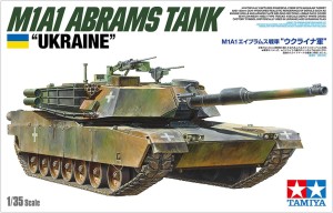 TAMIYA 25216 M1A1 Abrams Tank "Ukraine"  1/48