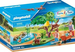Playmobil 70344 Pandki rude na wybiegu