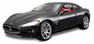 Bburago 1:24 Maserati Granturismo 18-22107BK